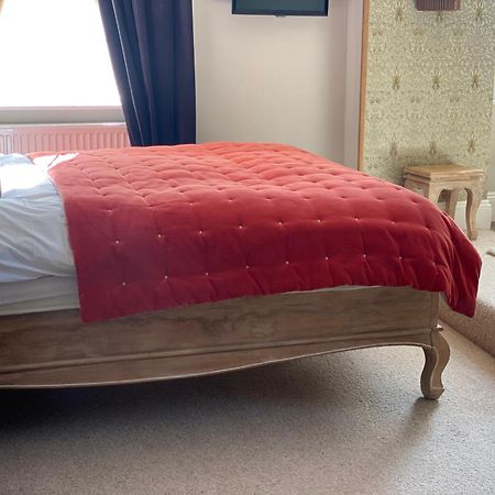 No 22 Bed and Breakfast Μπάρνστεϊπλ Εξωτερικό φωτογραφία